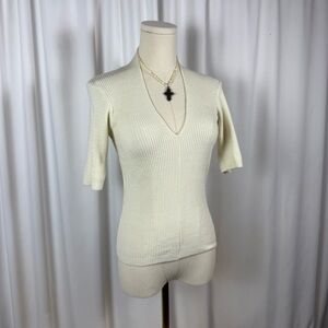 Rampage Cream Ribbed V-Neck Knit Top